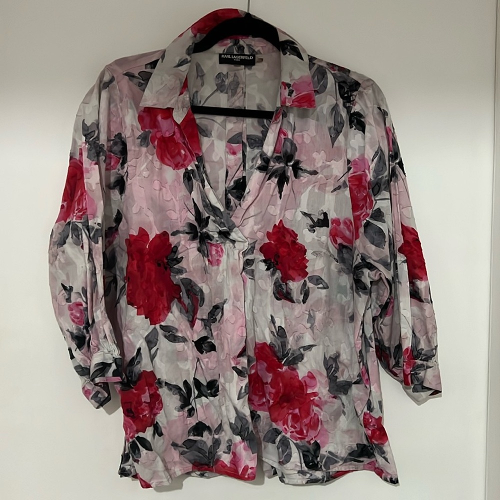Karl Lagerfeld 3/4 Sleeve Rose Pattern Blouse